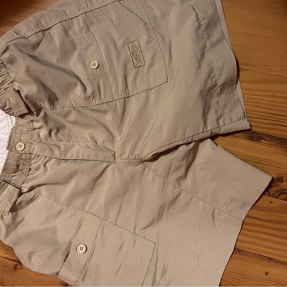 AFTCO Light Tan Cargo Shorts
